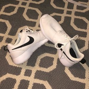 Nike Rosche Freestyle Shoes